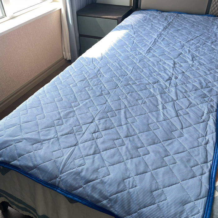 Summer Quilted Cold Feeling Bed Sheets Cotton-Padded Mattress