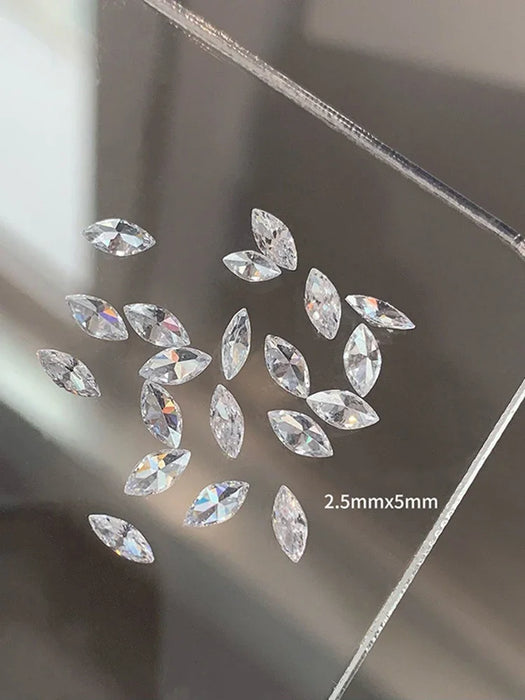 20PCS Sparkling Water Drop Rhinestones for DIY Nail Art Decoration