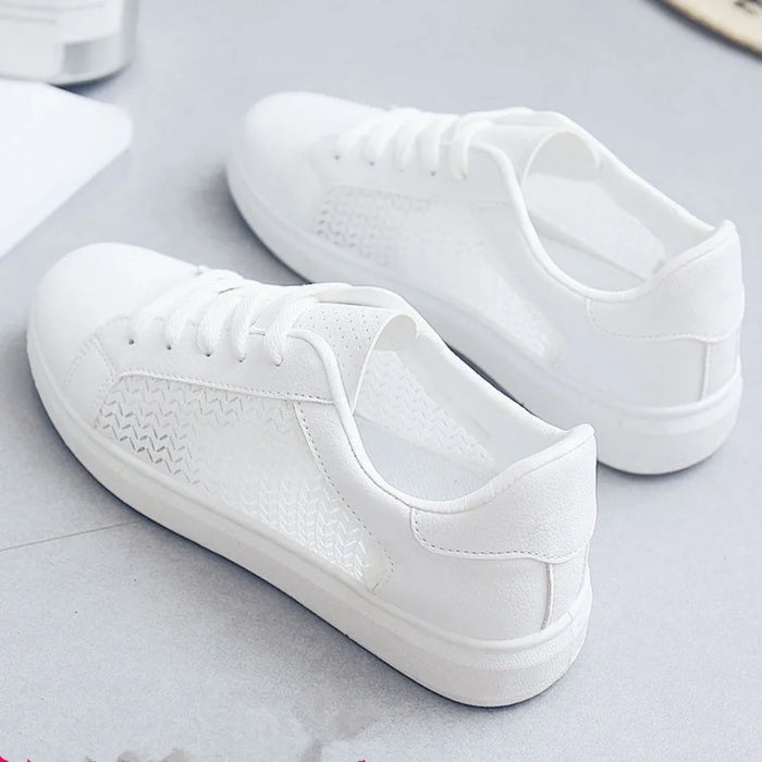 Summer New Breathable Little White Shoes Foe Women Board Shoes Student Leisure Sports Mesh  Women Sneakers